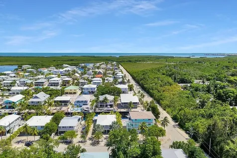 105 2nd Lane Key Largo FL 33037
