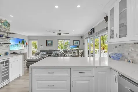 105 2nd Lane Key Largo FL 33037