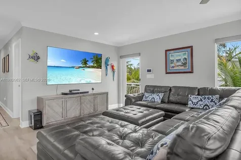 105 2nd Lane Key Largo FL 33037