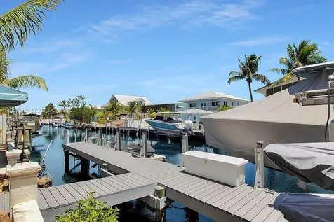105 2nd Lane Key Largo FL 33037
