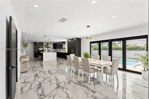 1850 NE 199th Street Miami FL 33179