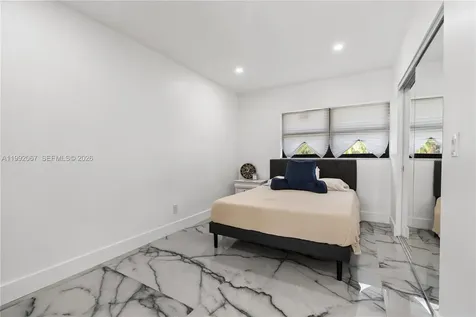 1850 NE 199th Street Miami FL 33179
