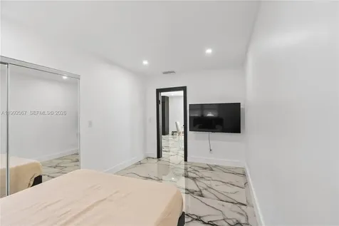 1850 NE 199th Street Miami FL 33179