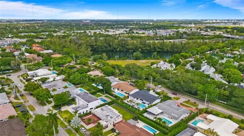 1850 NE 199th Street Miami FL 33179