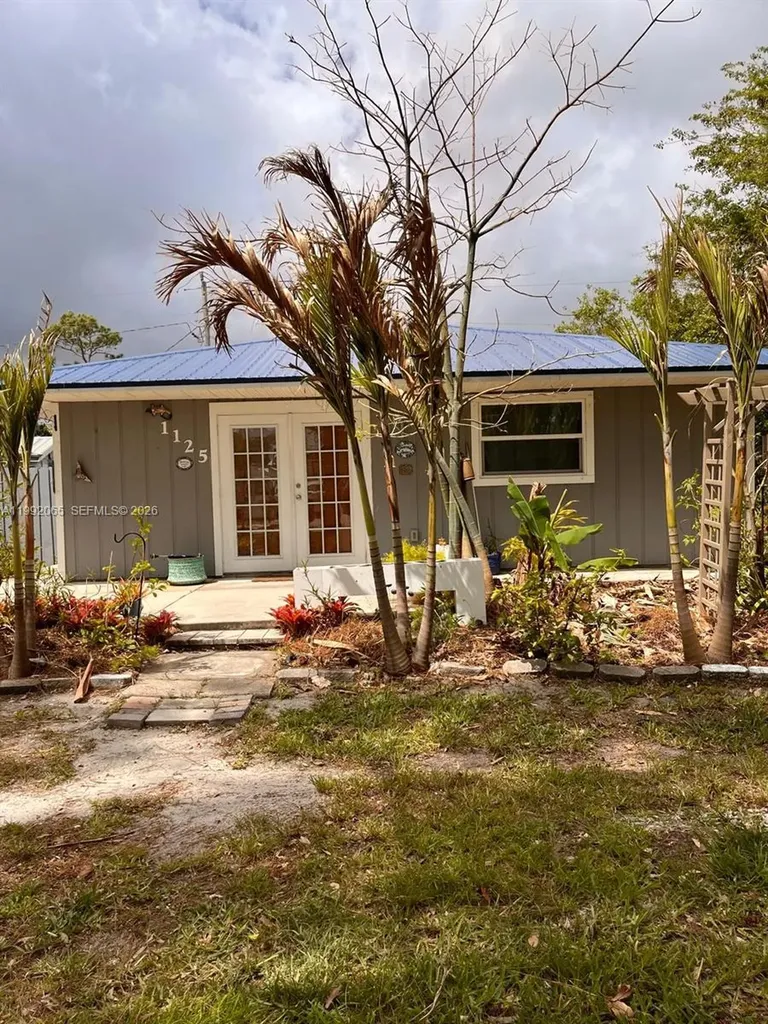 1125 SW 15th Avenue SW Vero Beach FL 32962