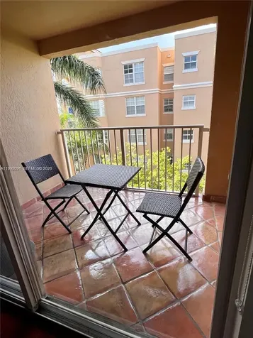 19555 E Country Club Drive Aventura FL 33180