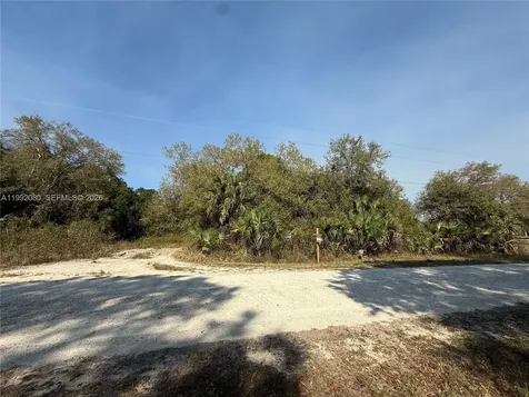 240 S Estribo Street Clewiston FL 33440