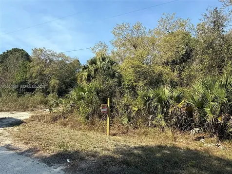240 S Estribo Street Clewiston FL 33440