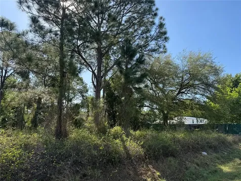 425 S Datil Street Clewiston FL 33440