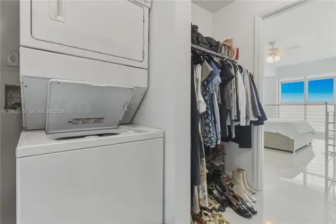 60 SW 13th Street Miami FL 33130
