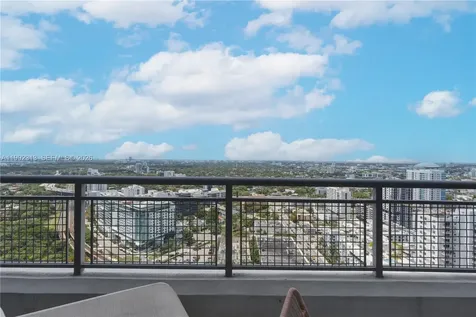 60 SW 13th Street Miami FL 33130