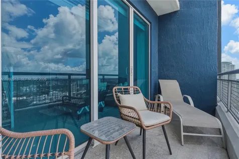 60 SW 13th Street Miami FL 33130