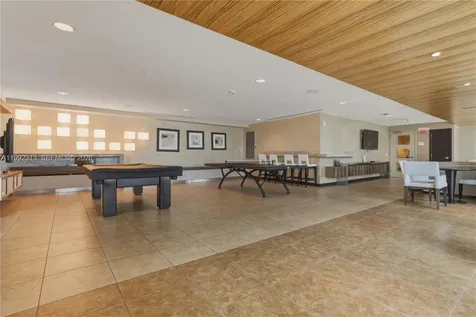 60 SW 13th Street Miami FL 33130
