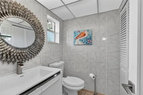 9821 Sunrise Lakes Boulevard Sunrise FL 33322