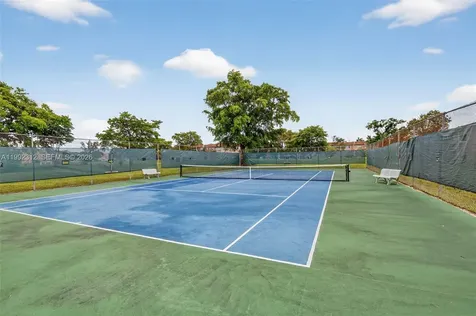 9821 Sunrise Lakes Boulevard Sunrise FL 33322