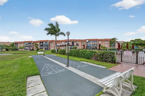 9821 Sunrise Lakes Boulevard Sunrise FL 33322