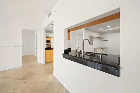 520 Brickell Key Drive Miami FL 33131