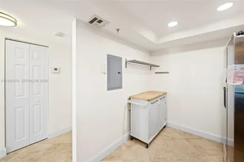 520 Brickell Key Drive Miami FL 33131