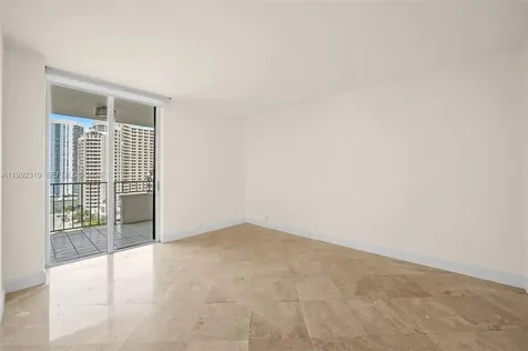 520 Brickell Key Drive Miami FL 33131