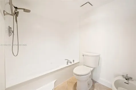 520 Brickell Key Drive Miami FL 33131