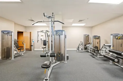 520 Brickell Key Drive Miami FL 33131