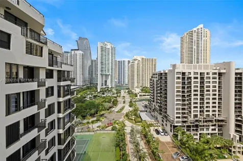 520 Brickell Key Drive Miami FL 33131