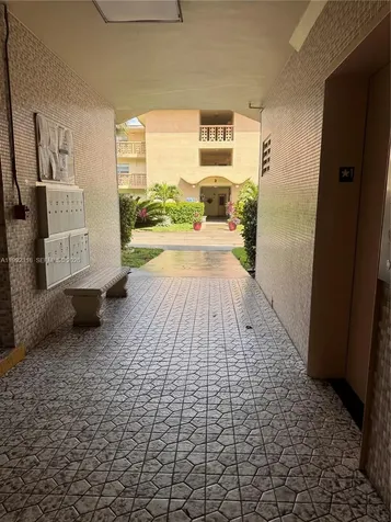 17090 NE 14th Avenue Miami FL 33162