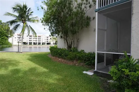 21121 SW 85th Avenue Cutler Bay FL 33189