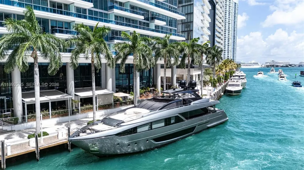 200 Biscayne Boulevard Way Miami FL 33131
