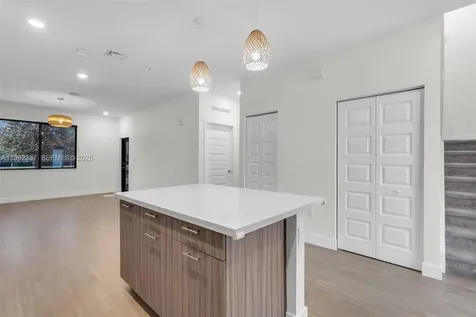 8363 NW 41st Street Doral FL 33166