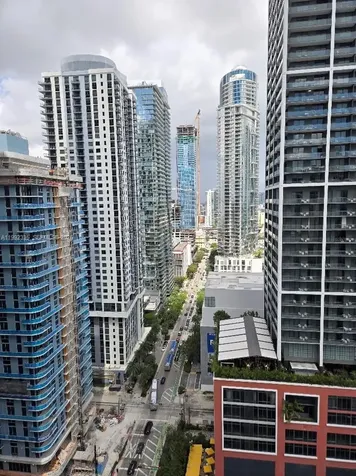 Miami FL 33132