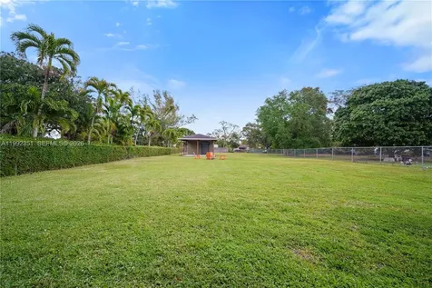 14031 NW 5th Avenue Miami FL 33168