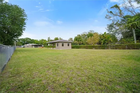 14031 NW 5th Avenue Miami FL 33168