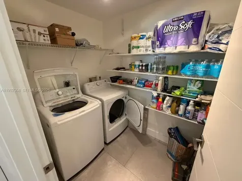 3330 NE 190th Street Aventura FL 33180