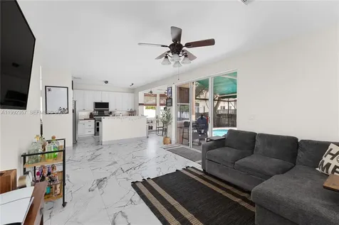 337 SW 188th Terrace Pembroke Pines FL 33029