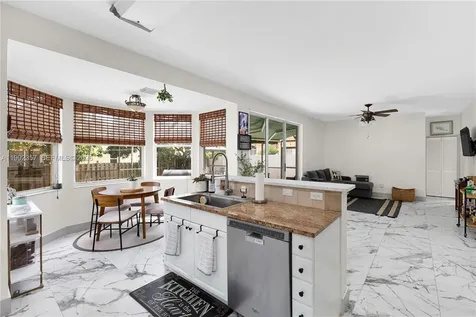 337 SW 188th Terrace Pembroke Pines FL 33029