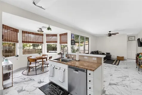 337 SW 188th Terrace Pembroke Pines FL 33029