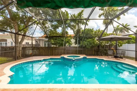 337 SW 188th Terrace Pembroke Pines FL 33029