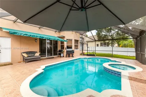 337 SW 188th Terrace Pembroke Pines FL 33029