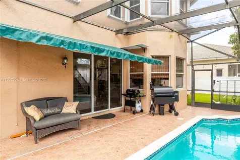 337 SW 188th Terrace Pembroke Pines FL 33029