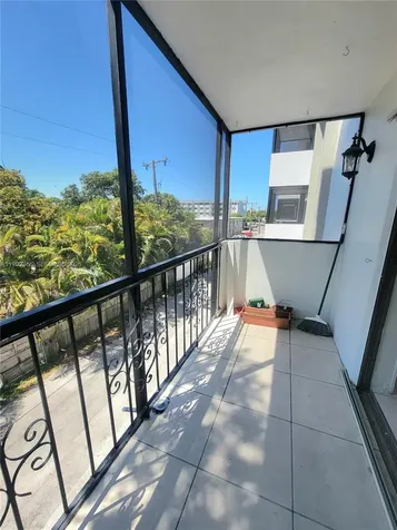 1230 NE 139th Street North Miami FL 33161