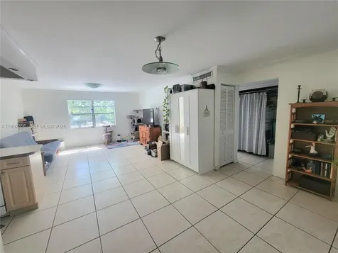 1230 NE 139th Street North Miami FL 33161