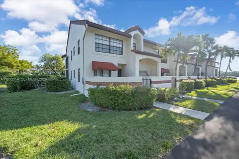 101 Lincoln Court Deerfield Beach FL 33442
