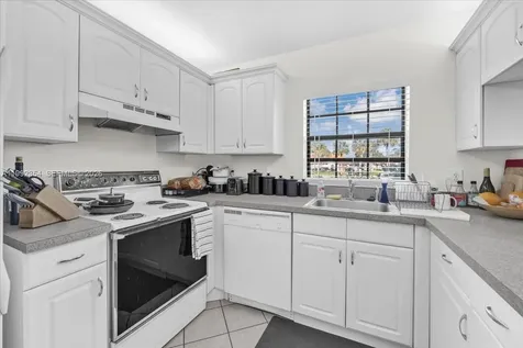 101 Lincoln Court Deerfield Beach FL 33442