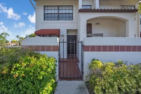 101 Lincoln Court Deerfield Beach FL 33442
