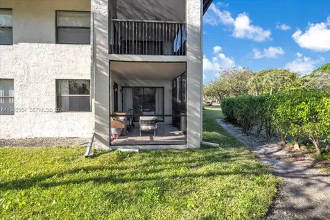 101 Lincoln Court Deerfield Beach FL 33442
