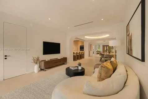 4430 Royal Palm Avenue Miami Beach FL 33140