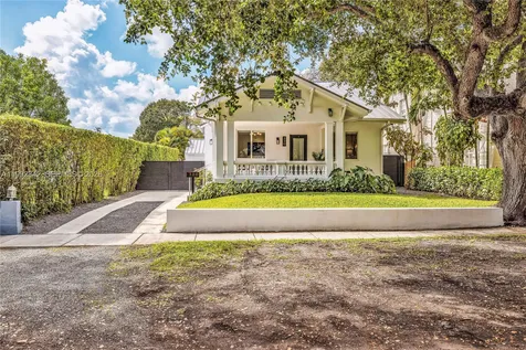 320 NE 88th Street El Portal FL 33138