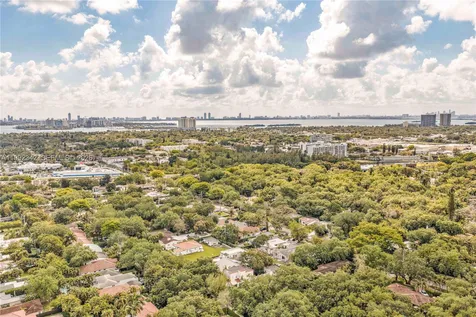 320 NE 88th Street El Portal FL 33138