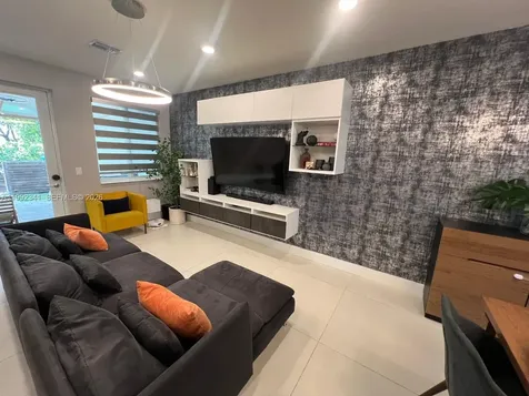 10355 NW 66th Street Doral FL 33178